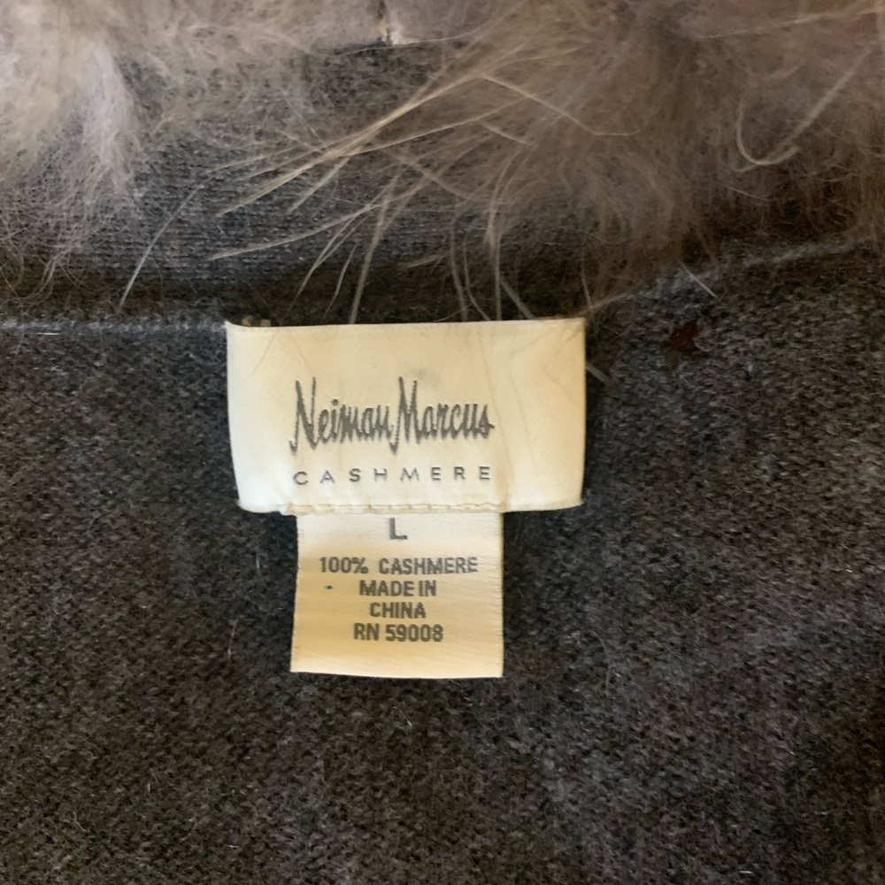 Gray %100 percent cashmere sweater/ cardigan